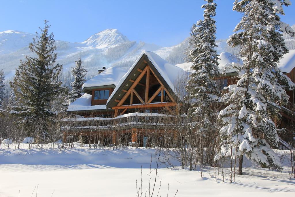 Vagabond Lodge At Kicking Horse Golden Buitenkant foto